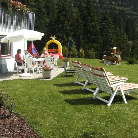 Haus Annette Aparthotel Schröcken Екстериор снимка